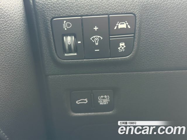 Kia K5 Hybrid (III) Signature 2020 — фото 22