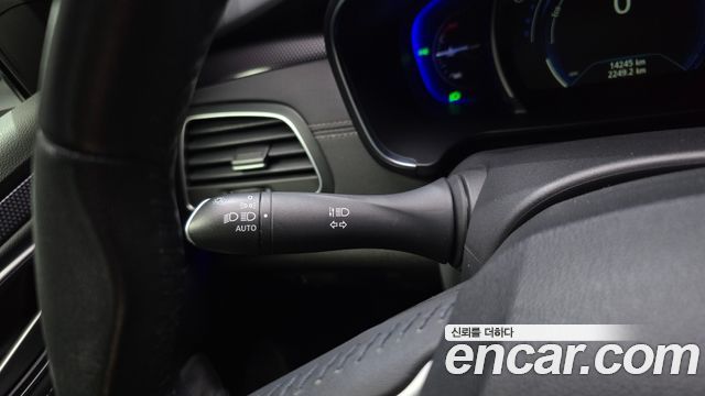 Renault Korea SM6 2.0 GDe LE 2016 — фото 19