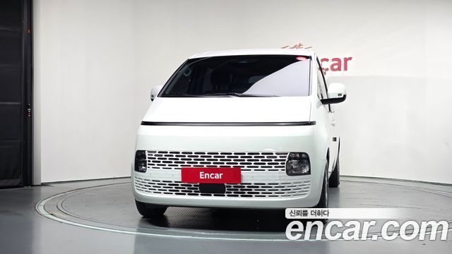 Hyundai Staria L3.5 Tourer 11-Seater Modern 2025 — фото 3