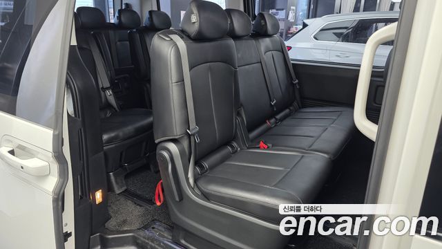 Hyundai Staria L3.5 Tourer 11-Seater Modern 2025 — фото 11