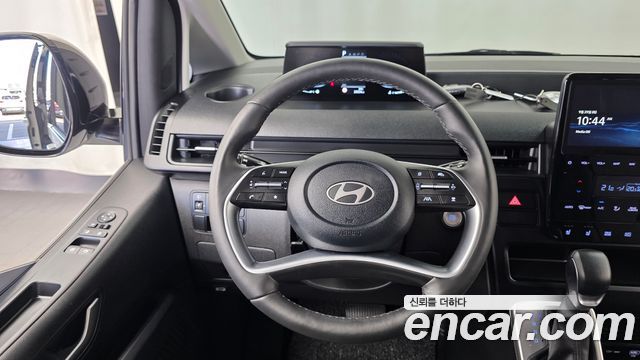 Hyundai Staria L3.5 Tourer 11-Seater Modern 2025 — фото 12