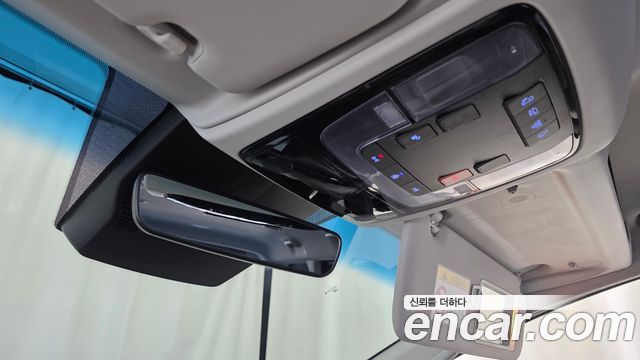 Hyundai Staria L3.5 Tourer 11-Seater Modern 2025 — фото 17