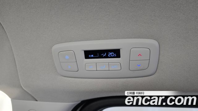 Hyundai Staria L3.5 Tourer 11-Seater Modern 2025 — фото 19