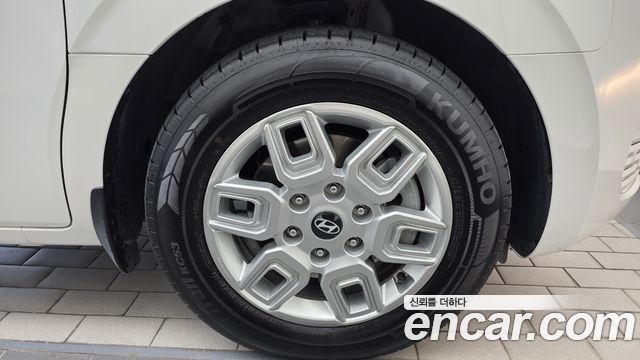 Hyundai Staria L3.5 Tourer 11-Seater Modern 2025 — фото 21