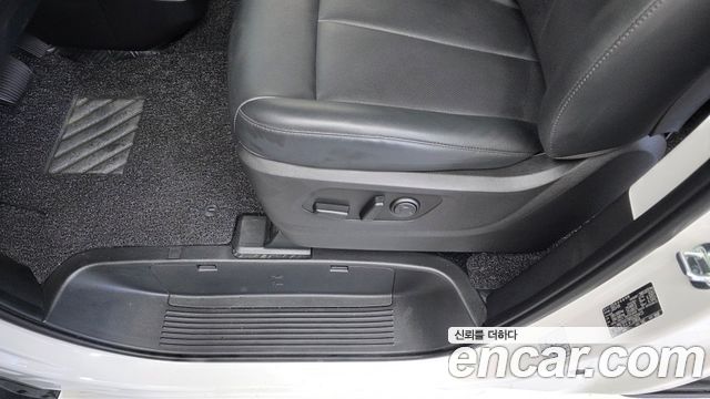 Hyundai Staria L3.5 Tourer 11-Seater Modern 2025 — фото 31