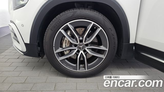 Mercedes-Benz GLB-Class (X247) AMG GLB35 4MATIC 2025 — фото 5