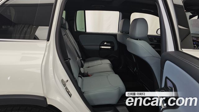 Mercedes-Benz GLB-Class (X247) AMG GLB35 4MATIC 2025 — фото 12