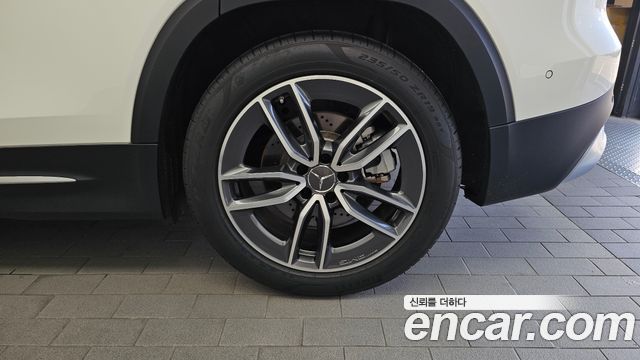 Mercedes-Benz GLB-Class (X247) AMG GLB35 4MATIC 2025 — фото 21