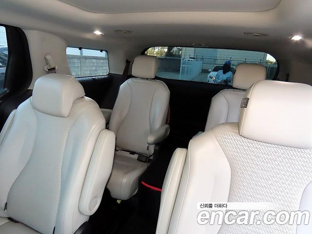 Kia Carnival (IV) Diesel 9-Seater Signature 2021 — фото 7