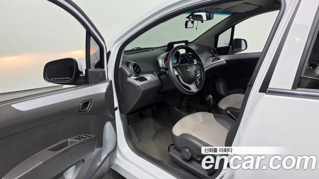 Chevrolet Spark Spark S LT 2014 — фото 10