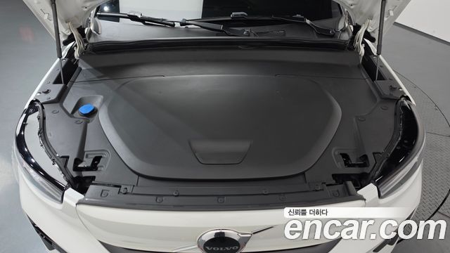 Volvo C40 Recharge Twin Ultimate 2023 — фото 6