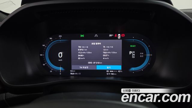 Volvo C40 Recharge Twin Ultimate 2023 — фото 8