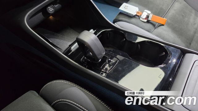 Volvo C40 Recharge Twin Ultimate 2023 — фото 9