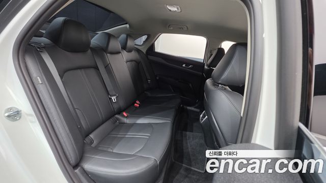 Kia K5 (III) 2.0 Prestige 2024 — фото 19