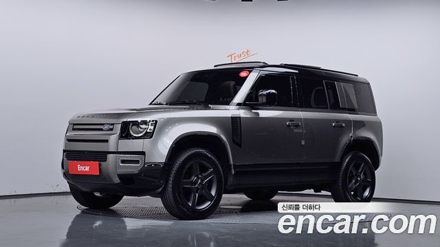 Land Rover Defender (L663) 110 P300 X-Dynamic SE