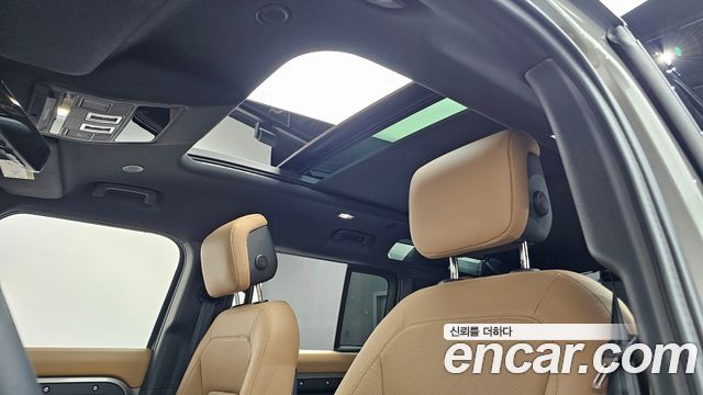 Land Rover Defender (L663) 110 P300 X-Dynamic SE 2025 — фото 19