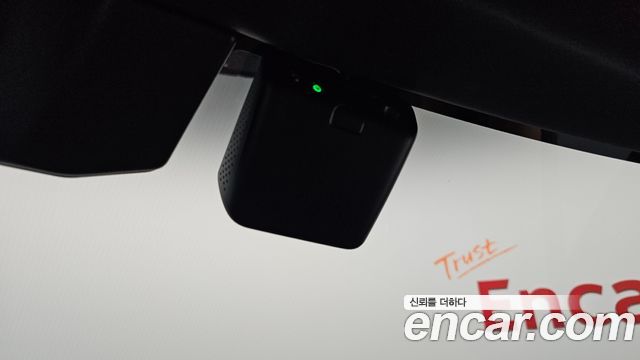Land Rover Defender (L663) 110 P300 X-Dynamic SE 2025 — фото 28