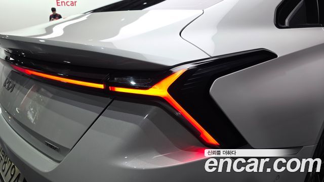 Kia K8 Hybrid Signature 2025 — фото 23