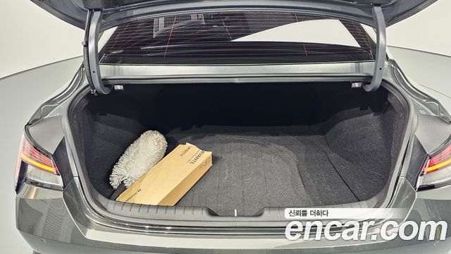Hyundai Avante Hybrid (CN7) Inspiration 2021 — фото 20