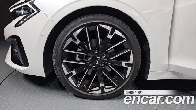 Kia K5 (III) 1.6 Turbo Signature 2025 — фото 5