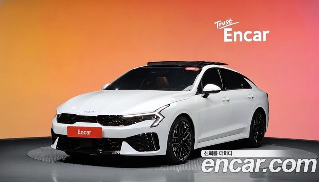 Kia K5 (III) 1.6 Turbo Signature 2025 — фото 1