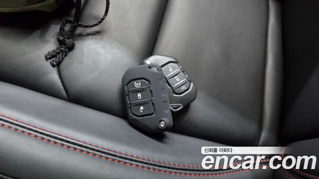 Jeep Wrangler (JL) 2.0 Rubicon 2Door 2025 — фото 36
