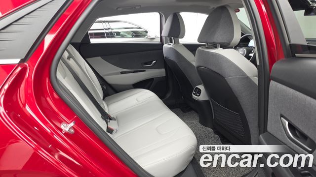 Hyundai Avante (CN7) 1.6 Inspiration 2023 — фото 12