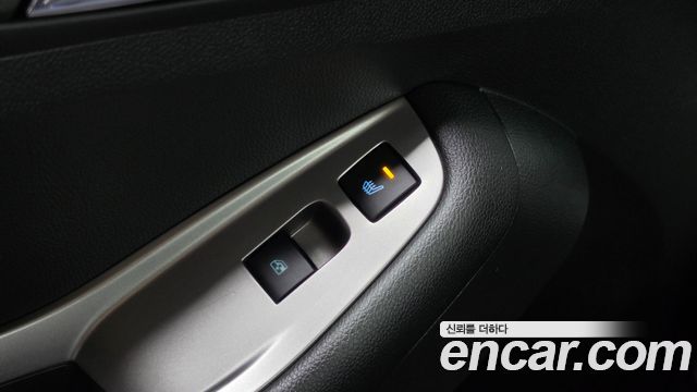 Chevrolet Orlando 2.0 Diesel LTZ Safety 2015 — фото 19