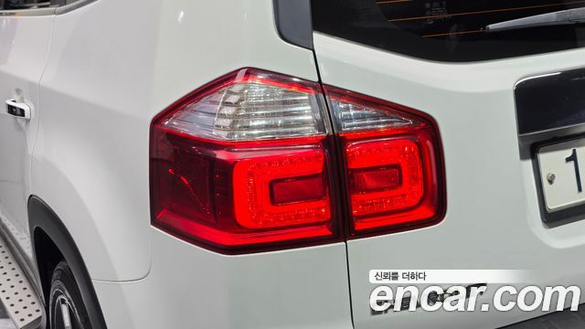 Chevrolet Orlando 2.0 Diesel LTZ Safety 2015 — фото 23