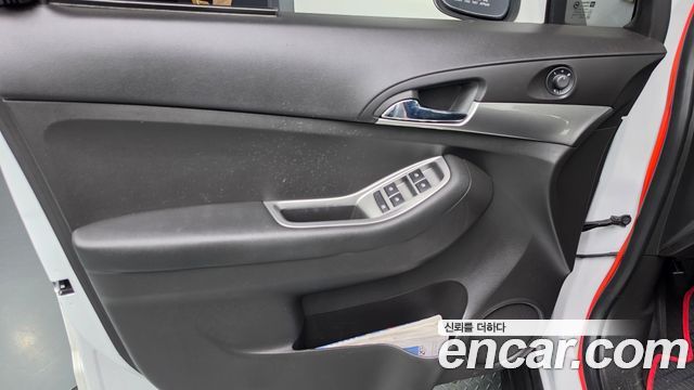 Chevrolet Orlando 2.0 Diesel LTZ Safety 2015 — фото 24