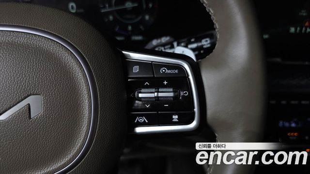 Kia Carnival (IV) Gasoline 9-Seater Hi-Limousine Signature 2023 — фото 17