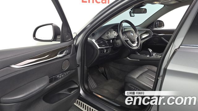 BMW X6 (F16) xDrive 30d 2015 — фото 10