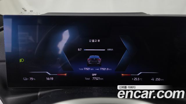 BMW i4 eDrive40 M Sports Pro 2023 — фото 8