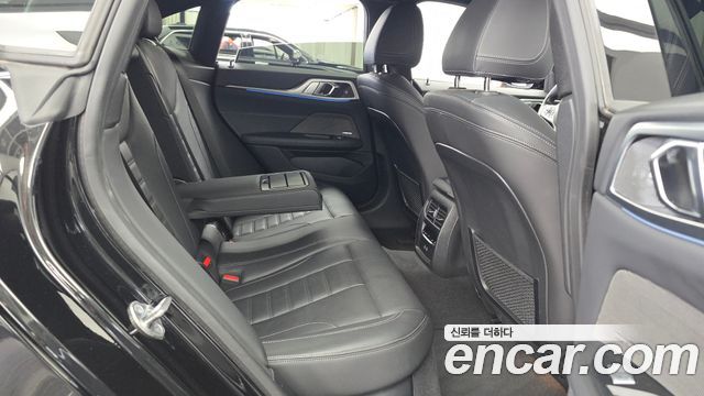 BMW i4 eDrive40 M Sports Pro 2023 — фото 12