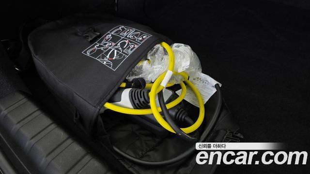 BMW i4 eDrive40 M Sports Pro 2023 — фото 26