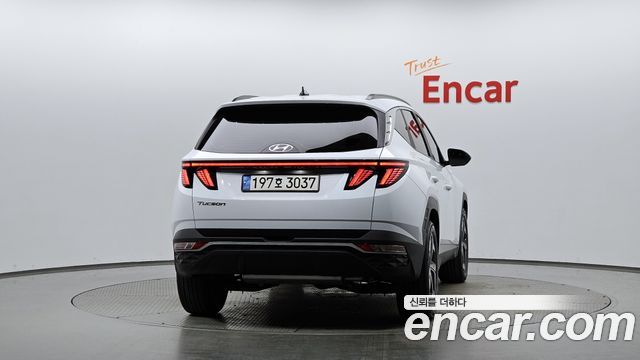 Hyundai Tucson (NX4) Gasoline 1.6 Turbo 2WD Premium 2023 — фото 4