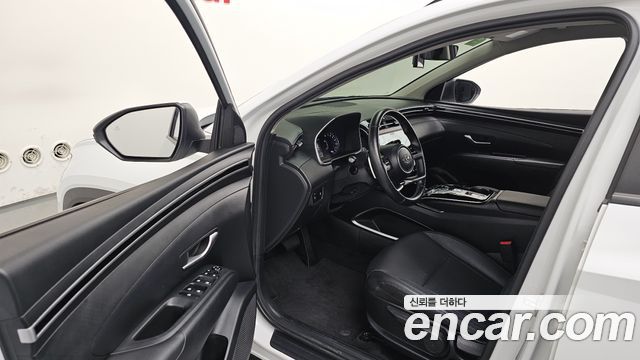 Hyundai Tucson (NX4) Gasoline 1.6 Turbo 2WD Premium 2023 — фото 10