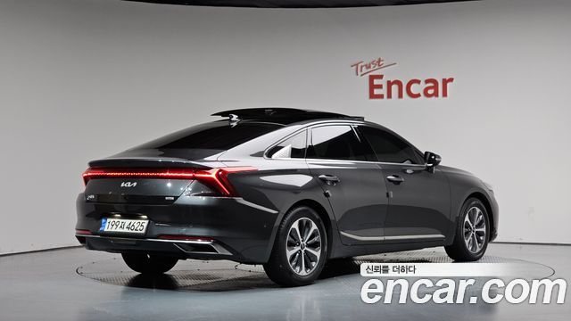 Kia K8 Hybrid Noblesse 2022 — фото 2