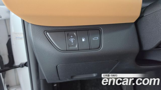 Genesis G70 Gasoline 2.0T 2WD 2023 — фото 28