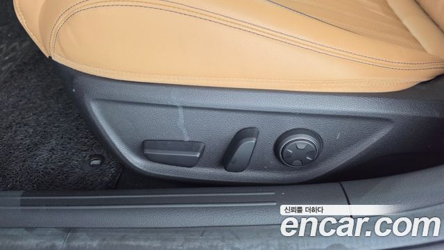 Genesis G70 Gasoline 2.0T 2WD 2023 — фото 33
