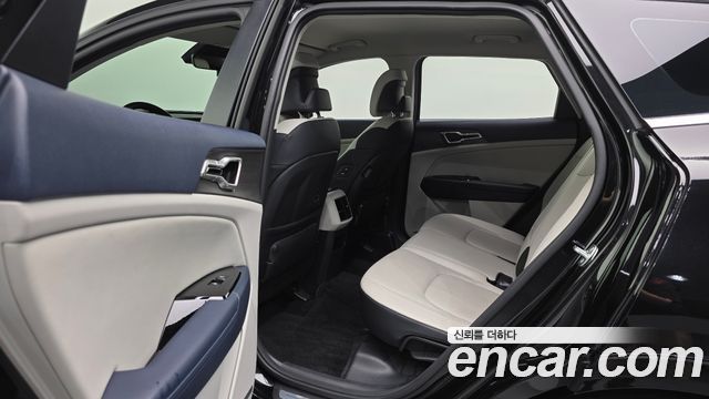 Kia Sportage (V) Gasoline 1.6 Turbo 2WD Signature 2024 — фото 16