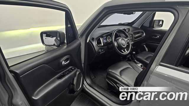 Jeep Renegade 2.4 Limited 2020 — фото 15