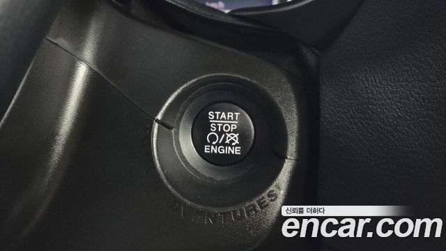 Jeep Renegade 2.4 Limited 2020 — фото 24
