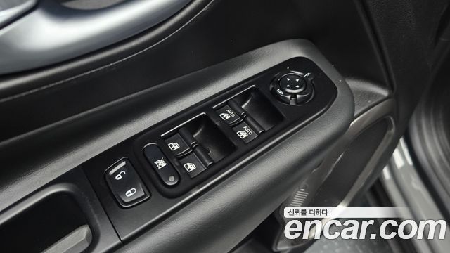 Jeep Renegade 2.4 Limited 2020 — фото 33
