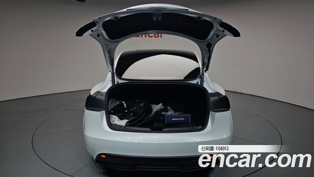 Tesla Model 3 RWD 2025 — фото 20