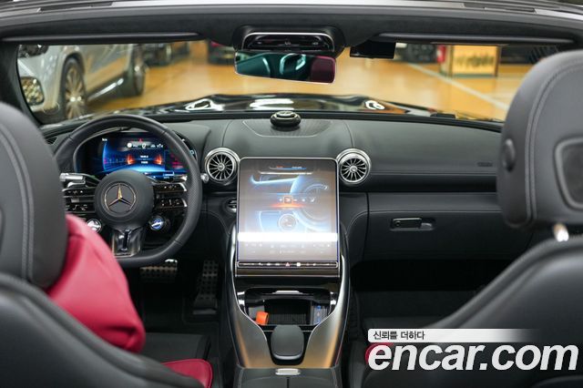 Mercedes-Benz SL-Class (R232) AMG SL63 4MATIC+ 2024 — фото 23