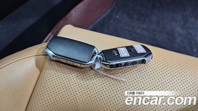 Kia K5 Hybrid (III) Noblesse 2020 — фото 16