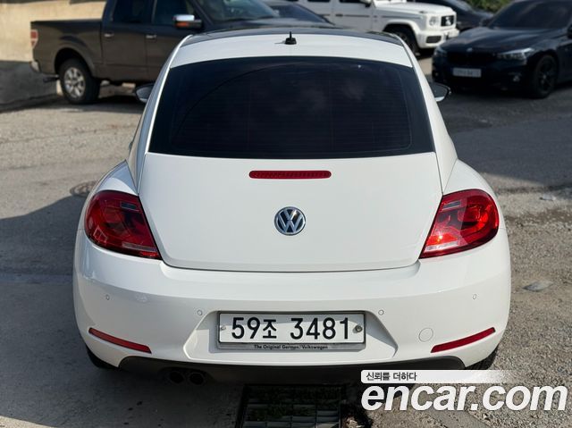 Volkswagen Beetle 2.0 TDI 3rd 2013 — фото 3