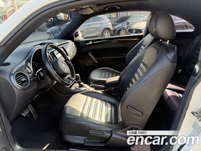 Volkswagen Beetle 2.0 TDI 3rd 2013 — фото 9