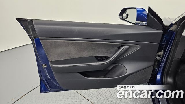 Tesla Model 3 Long Range AWD 2020 — фото 30